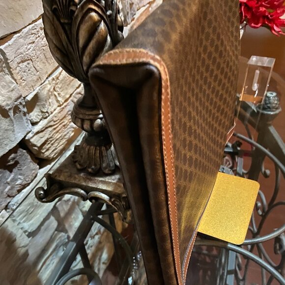 Celine Macadam Large Brown Clutch Bag PVC Leather - Picture 4 of 7